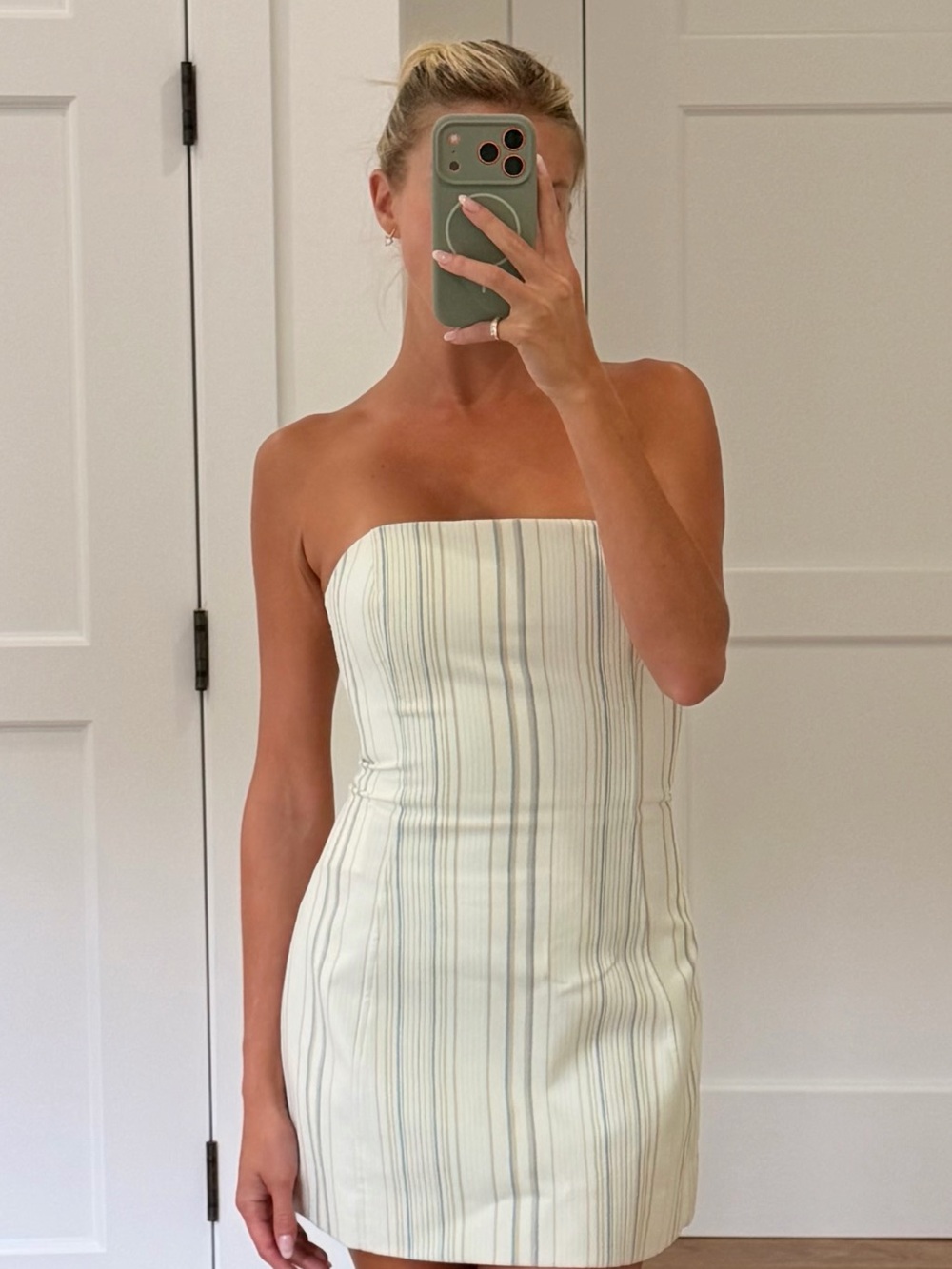 Venroy Strapless Cream Mini Dress with Blue Stripes